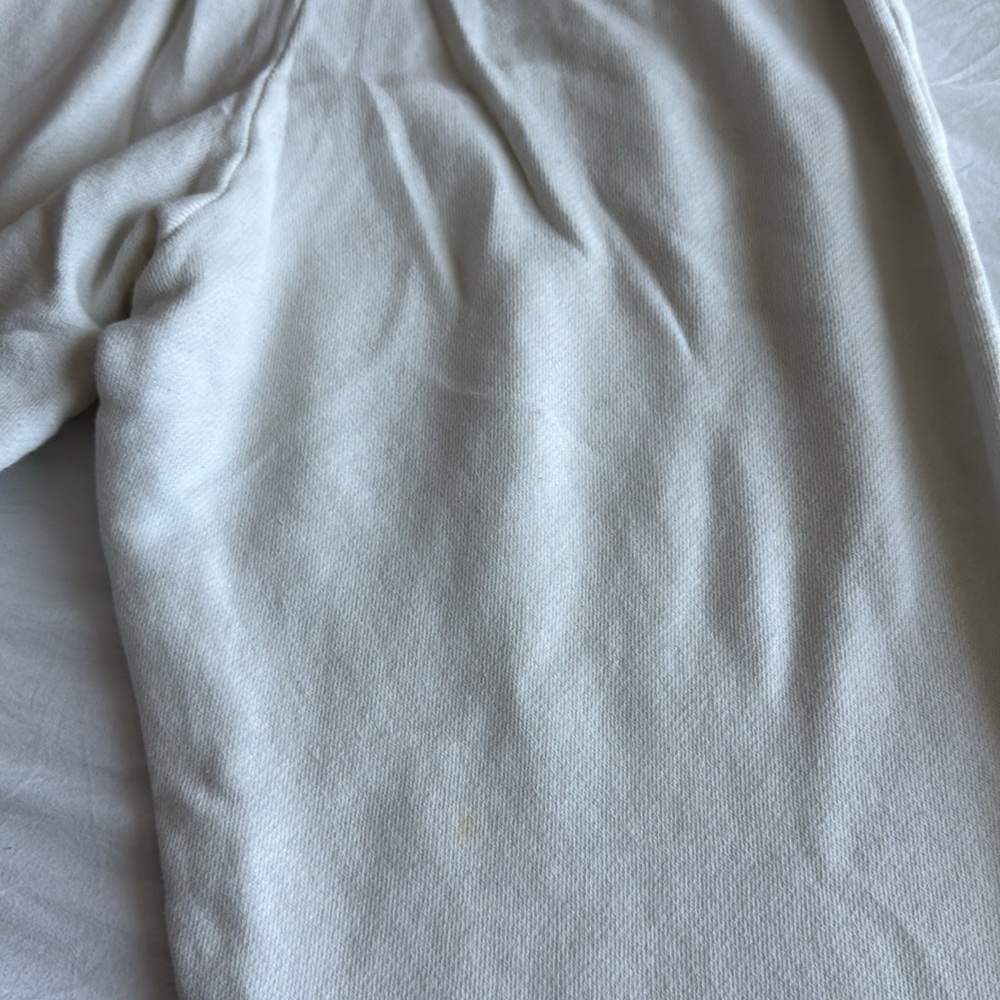 Brandy Melville Malibu Sweatpants - Picture 5 of 6